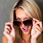 В Госдуме поддержали проект о введении оплаты при помощи подмигивания в камеру телефона 