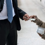 Эксперты ВШЭ: в России происходит рост социального неравенства