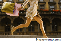 «Юниаструм Банк» распространит привилегии банковских карт в регионах 