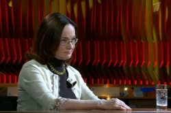 Центробанк: гражданам стоит держать сбережения в рублях